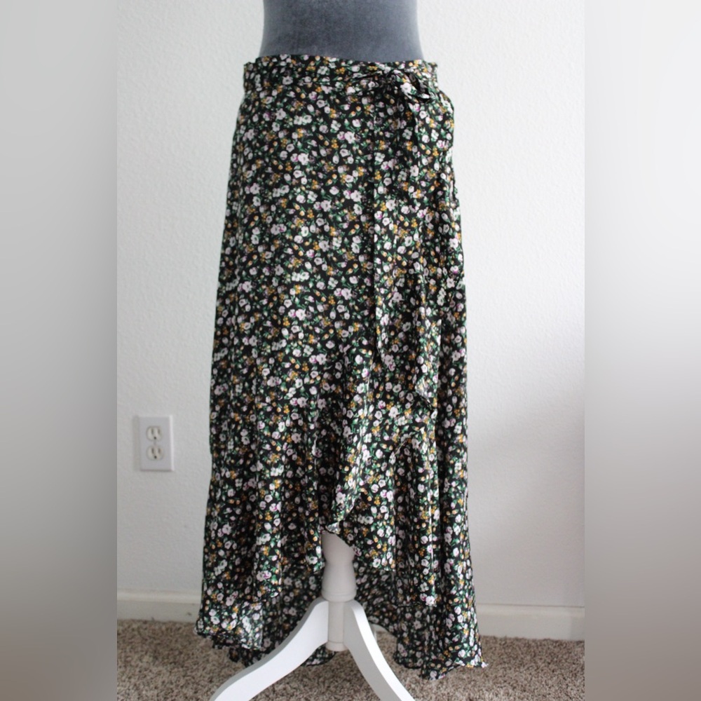 Halston skirt